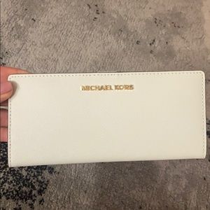 Michael kors slim bifold wallet leather